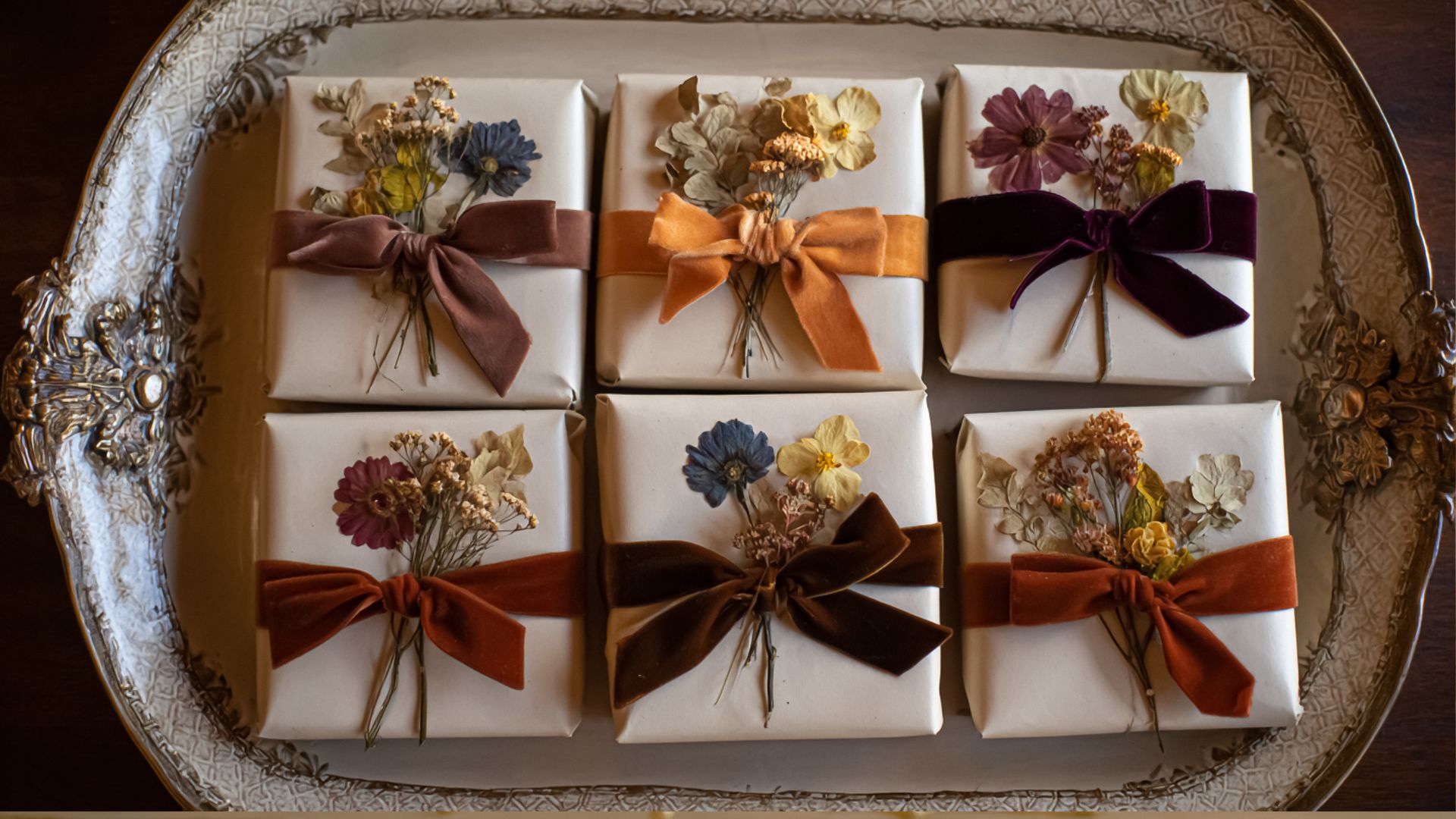 Gift Wrapping Ideas for Autumn